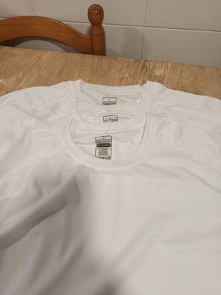 3 Camisetas VALENTO Talla L Blancas