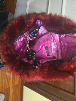 Bolso Casademunt pelo rojo y negro