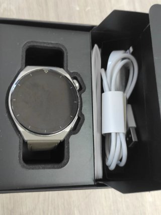 Smartwatch Huawei GT 3 PRO con Cargador y Caja