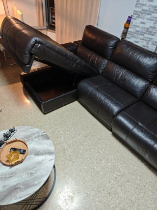 Sofá chaiselongue eléctrico de piel