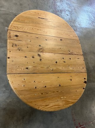 Antigua mesa de madera alas abatibles