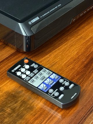 Barra de Sonido Yamaha SRT1000