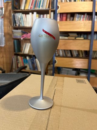 Copa de champán GH Mumm plateada