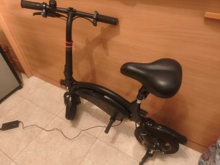 Bicicleta Eléctrica Plegable Negra