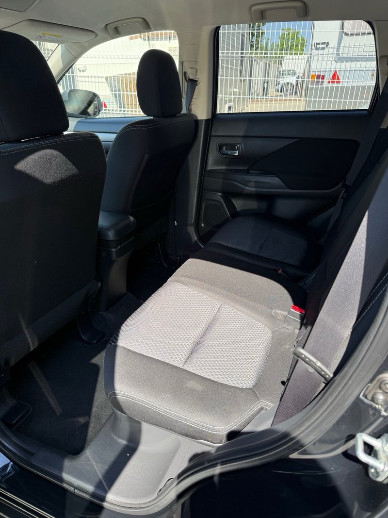 Mitsubishi Outlander 220 DI-D Motion 4WD 2016, foto 5