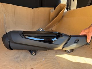 Escape Original Yamaha XMAX 300 Nuevo a Estrenar