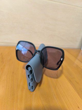 Occhiali da sole da donna blu navy