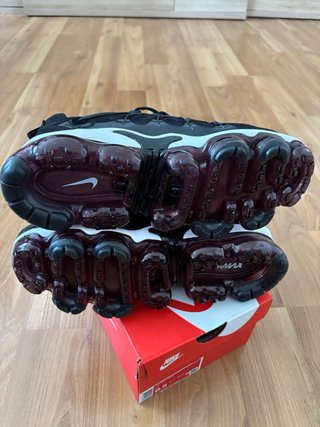 Nike Vapormax Plus Negro/Blanco