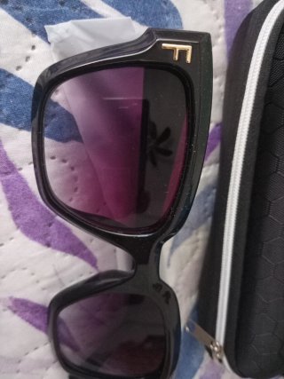 Gafas de sol mujer negras y moradas