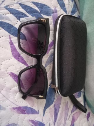 Gafas de sol mujer negras y moradas