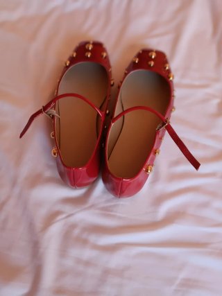 Zapatos de la marca Dansi rojos
