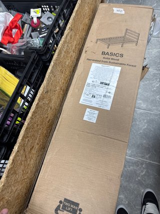 Cama individual de madera Basics