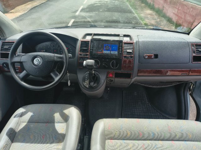 Volkswagen Transporter T5 2008