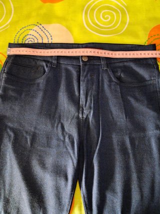 Pantalón vaquero Zara
