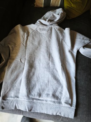 Sudadera Under Armour Gris