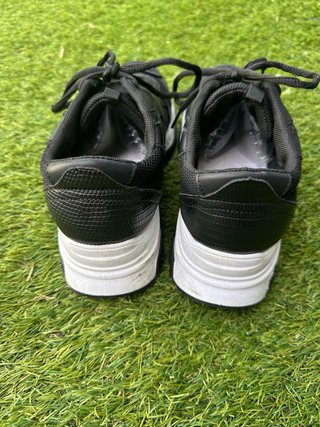Zapatillas deportivas negras talla 39