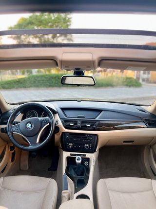 BMW X1 2012