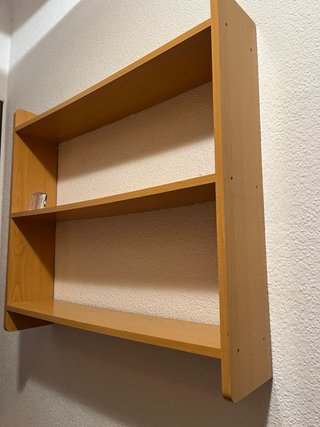 Estantería de madera color haya