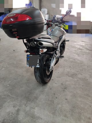 Suzuki GSR 600 Naked