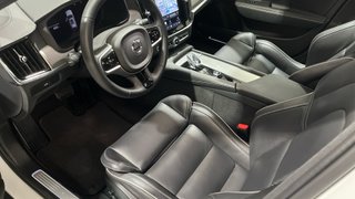Volvo V90  cross country  B4 plus awd 2024