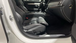 Volvo V90  cross country  B4 plus awd 2024