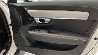 Volvo V90  cross country  B4 plus awd 2024