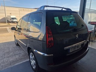 Peugeot 807 2011