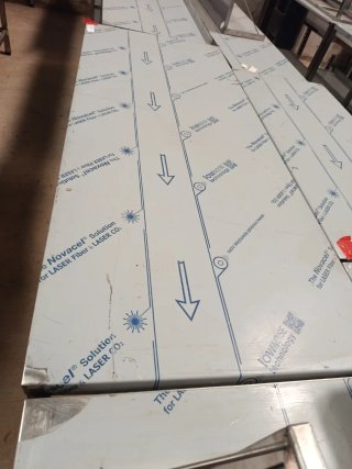 MESA ACERO EN SALDO 1.5M MIRA MI PERFIL
