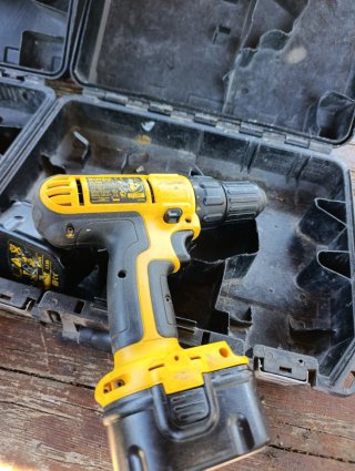 Taladro Percutor Inalámbrico Dewalt 18V