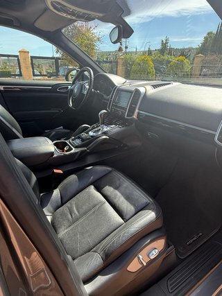 Porsche Cayenne 2014