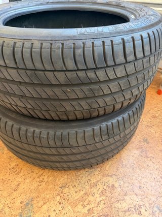 2 Neumáticos Michelin 225/55R17