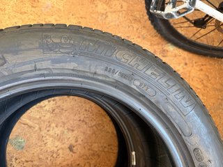 2 Neumáticos Michelin 225/55R17