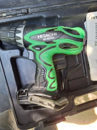 Taladro Hitachi DS 14DVF3 (solo cuerpo)