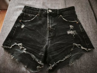 Lote 4 shorts vaqueros y de tela