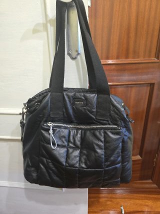 Bolso Parfois Negro Acolchado