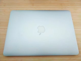 MacBook Air 13 i5 128GB 4GB RAM 2015 Plata