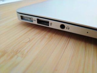 MacBook Air 13 i5 128GB 4GB RAM 2015 Plata