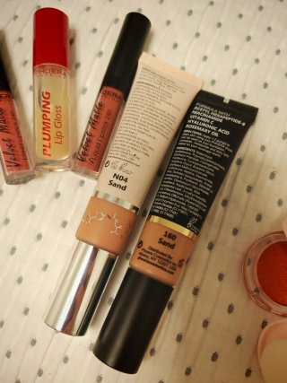 Pack Maquillaje Phoera: Base, CC Cream, Gloss