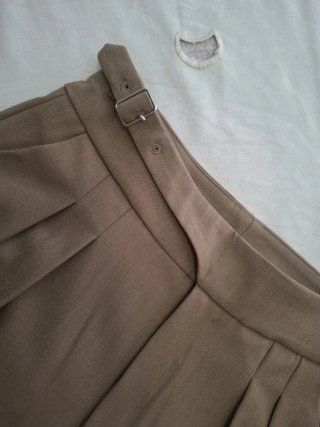 Pantalón ancho beige