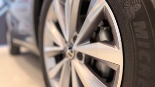 Volkswagen T-Roc R-LINE TSI 110cv. UN SOLO PROPIETARIO!