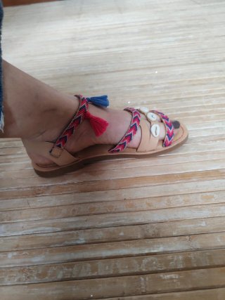 Sandalias Zara Niña Talla 35 Borlas y conchas rosa