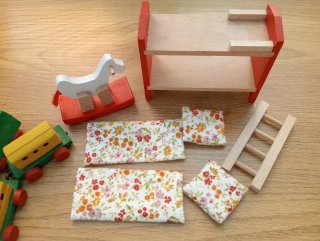 Mobiliario para vasa de muñecas