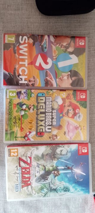 Nintendo Switch OLED Blanca y Negra
