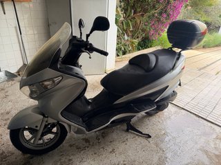 Suzuki Burgman 200
