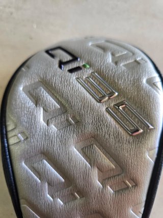 Capa Protetora TaylorMade Qi 35