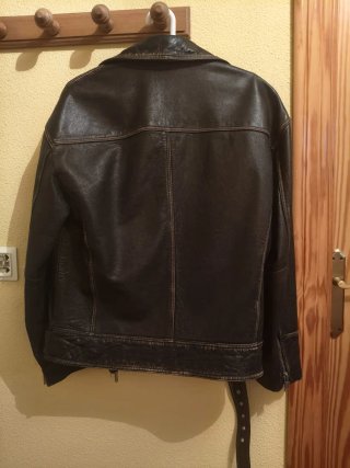 Cazadora 100% piel Zara