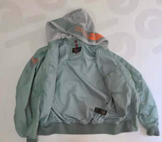 Chaqueta Alpha Industries verde color menta
