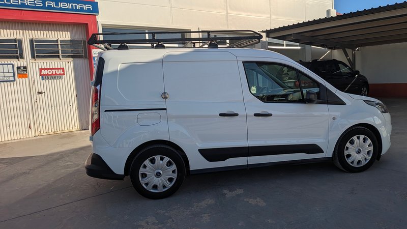 Ford Transit Connect 2021, foto 2