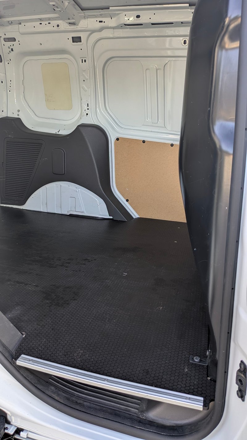 Ford Transit Connect 2021, foto 5