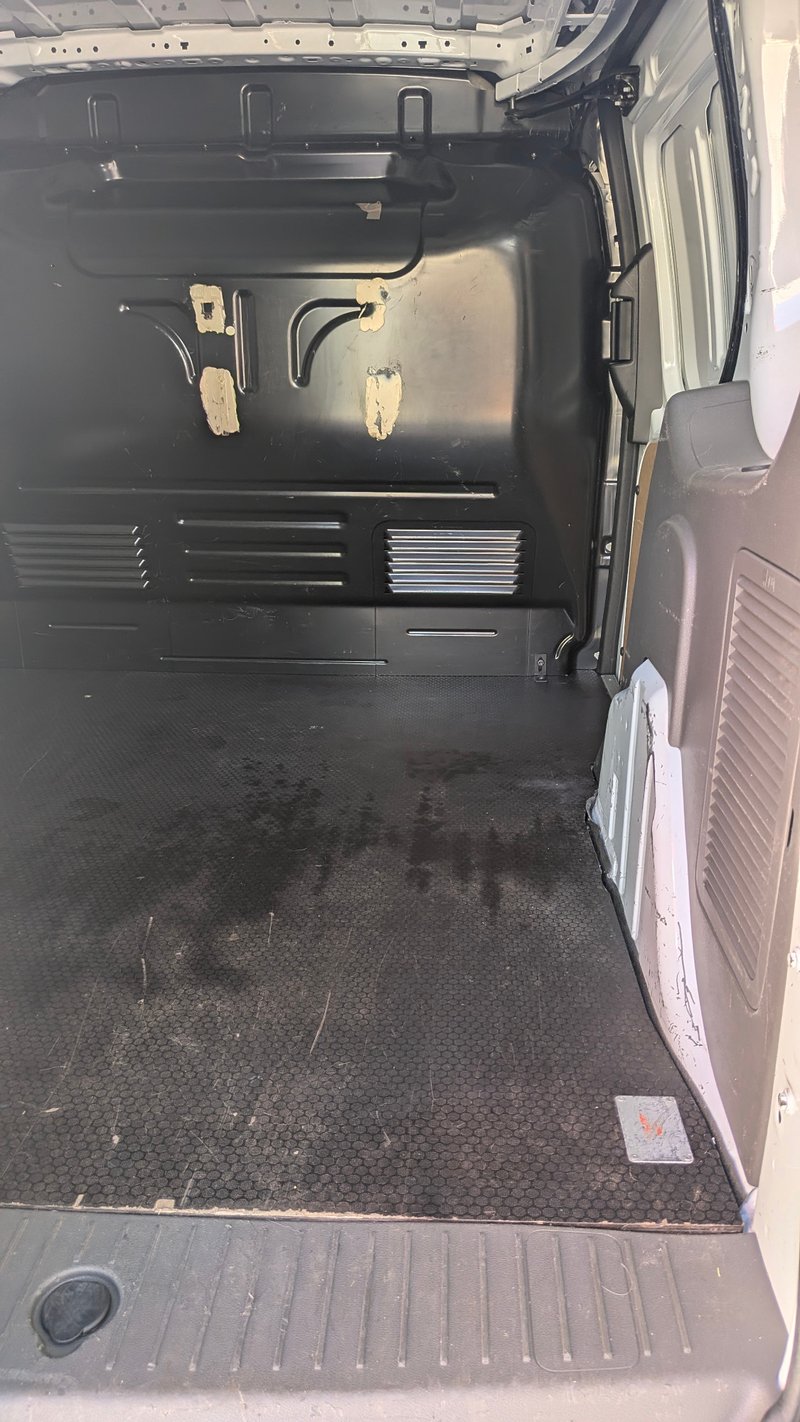 Ford Transit Connect 2021, foto 8